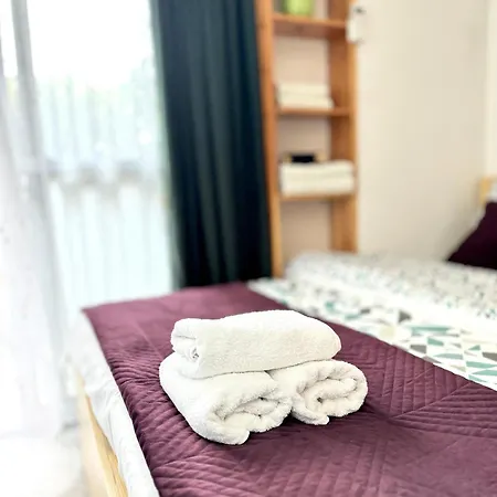 Guest 4u טיראנה